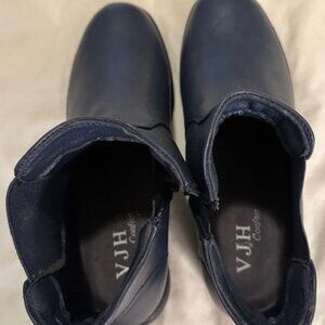 VJH Confort Women's Ankle Boots, Wedge Chelsea Booties, NWOT, Navy Size 10.5